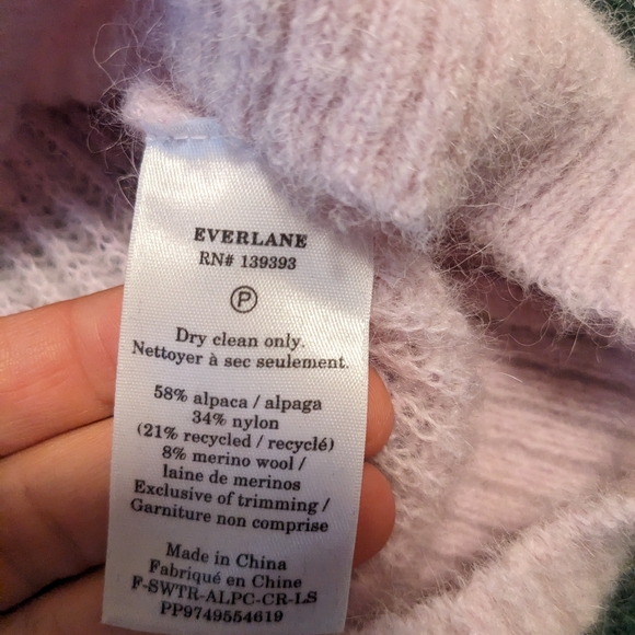 Everlane Alpaca cocoon crew sweater - pale pink lilac - Picture 5 of 8